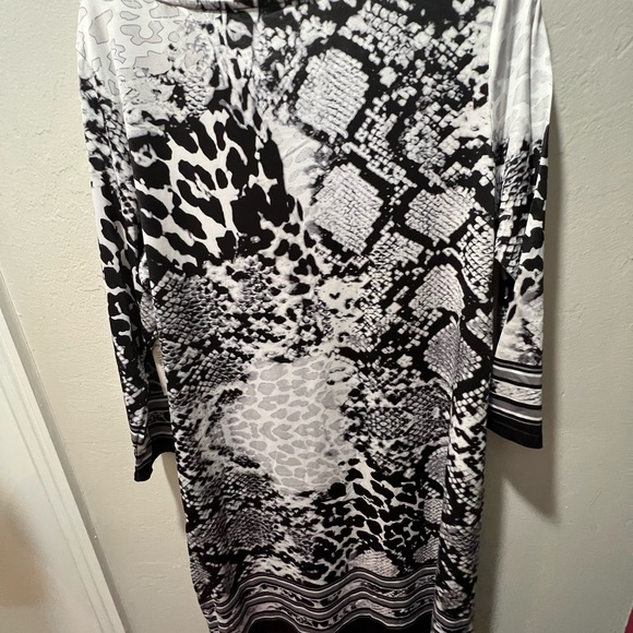 XL Holiday Sexy on in person-Tango Mango Dress NWT Black and white animal print - Picture 2 of 8